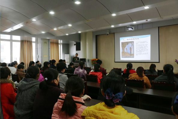中心顺利开展2015年消防安全培训