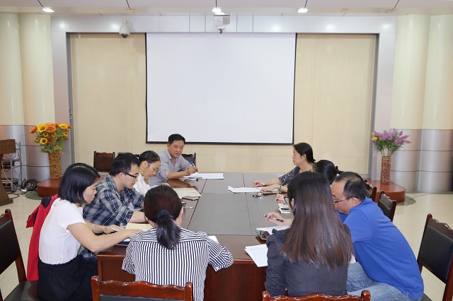 我中心认真组织学习党性教育情景课《忠诚》