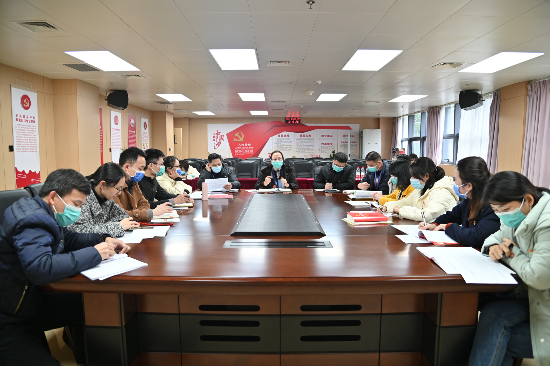 我院党委组织召开党支部书记抓基层党建工作述职评议会