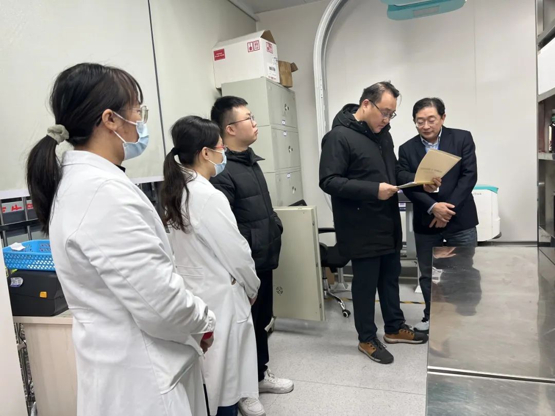 青秀区卫生健康局安全生产重大隐患专项整治和督导检查组莅临我院检查指导