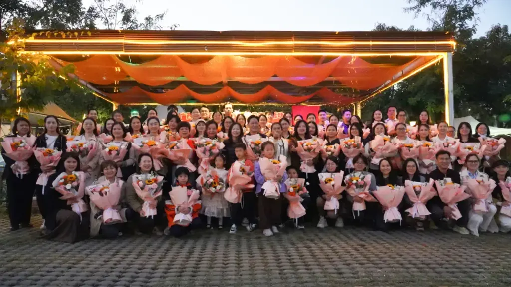 集体生日暖人心 凝心聚力促发展 ——我院举办2025年下半年职工集体生日庆祝活动