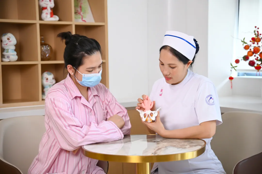 致敬生命最初的守护者，传递温暖力量——我院正式开设助产士门诊及母乳喂养门诊